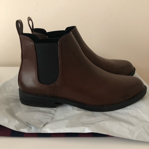 poshmark chelsea boots